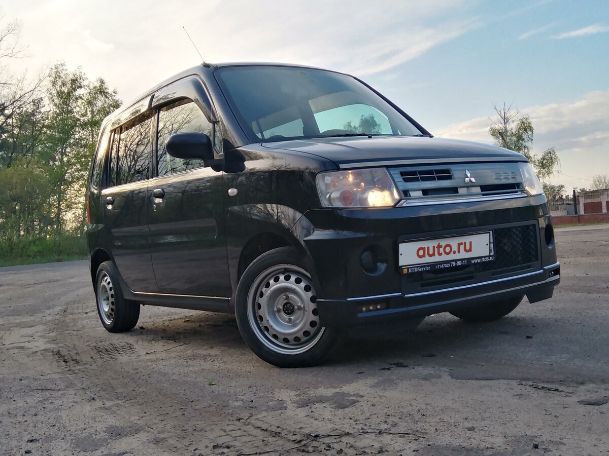 Mitsubishi Toppo 1999