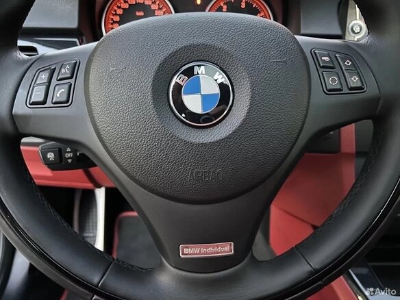2011 BMW 3 серии 330d xDrive V (E90/E91/E92/E93) Рестайлинг, чёрный, 2050000 рублей - вид 4