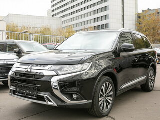 2022 Mitsubishi Outlander III Рестайлинг 3, чёрный, 3490000 рублей, вид 1