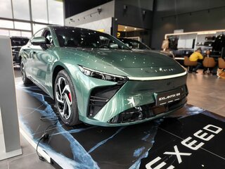 2025 Exeed Exlantix ES, зелёный, 5990000 рублей, вид 1