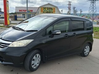 2013 Honda Freed I Рестайлинг, чёрный, 1250000 рублей, вид 1