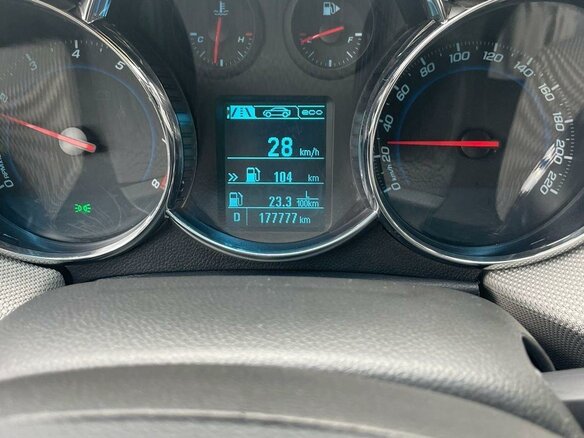 2012 Chevrolet Cruze I, белый - вид 8