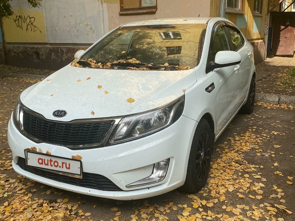 Купить б/у Kia Rio III 1.4 MT (107 л.с.) бензин механика в Уфе: белый ...