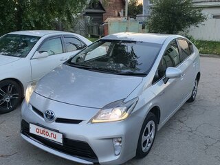 2012 Toyota Prius III Рестайлинг (XW30), серый, 1090000 рублей, вид 1