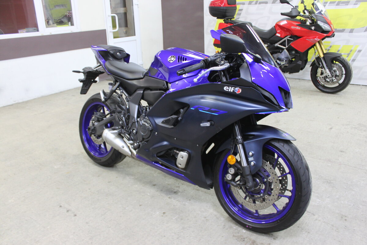 Yamaha YZF-R7