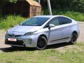 2012 Toyota Prius III Рестайлинг (XW30), голубой, 1000000 рублей - вид 2