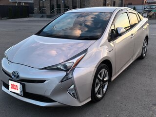 2016 Toyota Prius IV (XW50), золотистый, 2000000 рублей, вид 1
