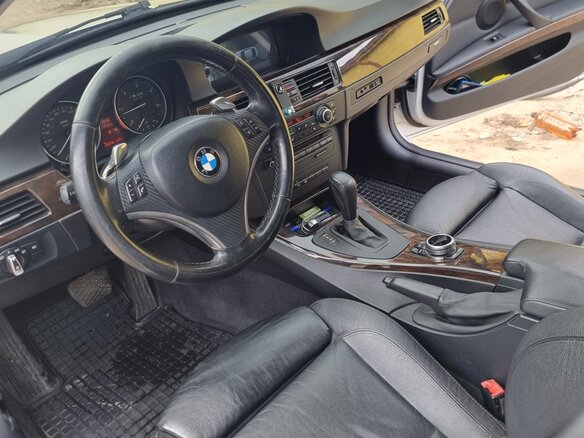 2011 BMW 3 серии 335d V (E90/E91/E92/E93) Рестайлинг, серебристый, 1800000 рублей - вид 7