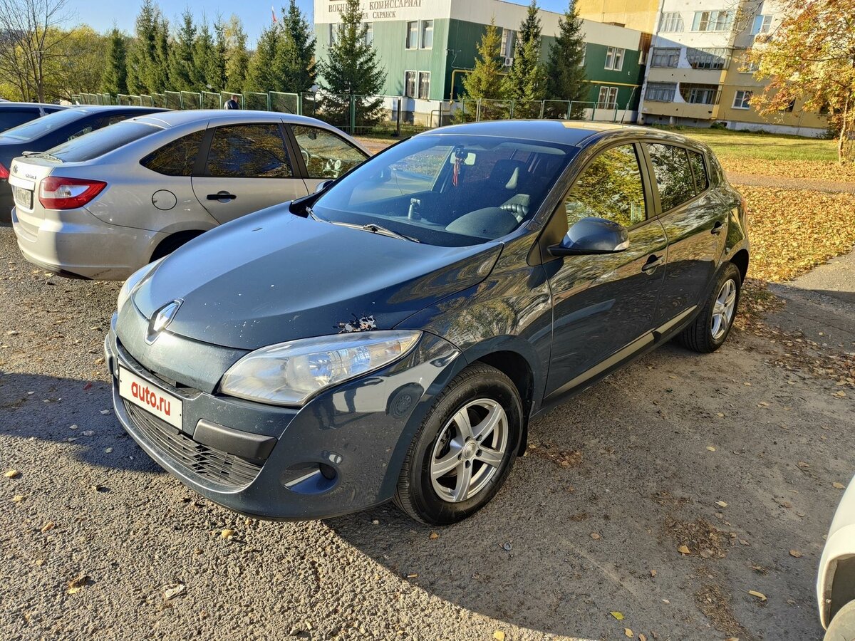 Купить б/у Renault Megane III Рестайлинг 1.6 MT (106 л.с.) бензин ...