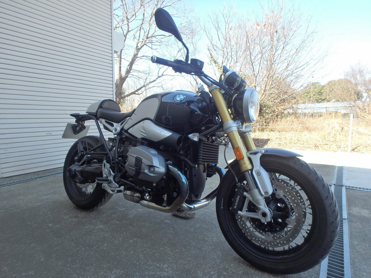BMW R Nine T