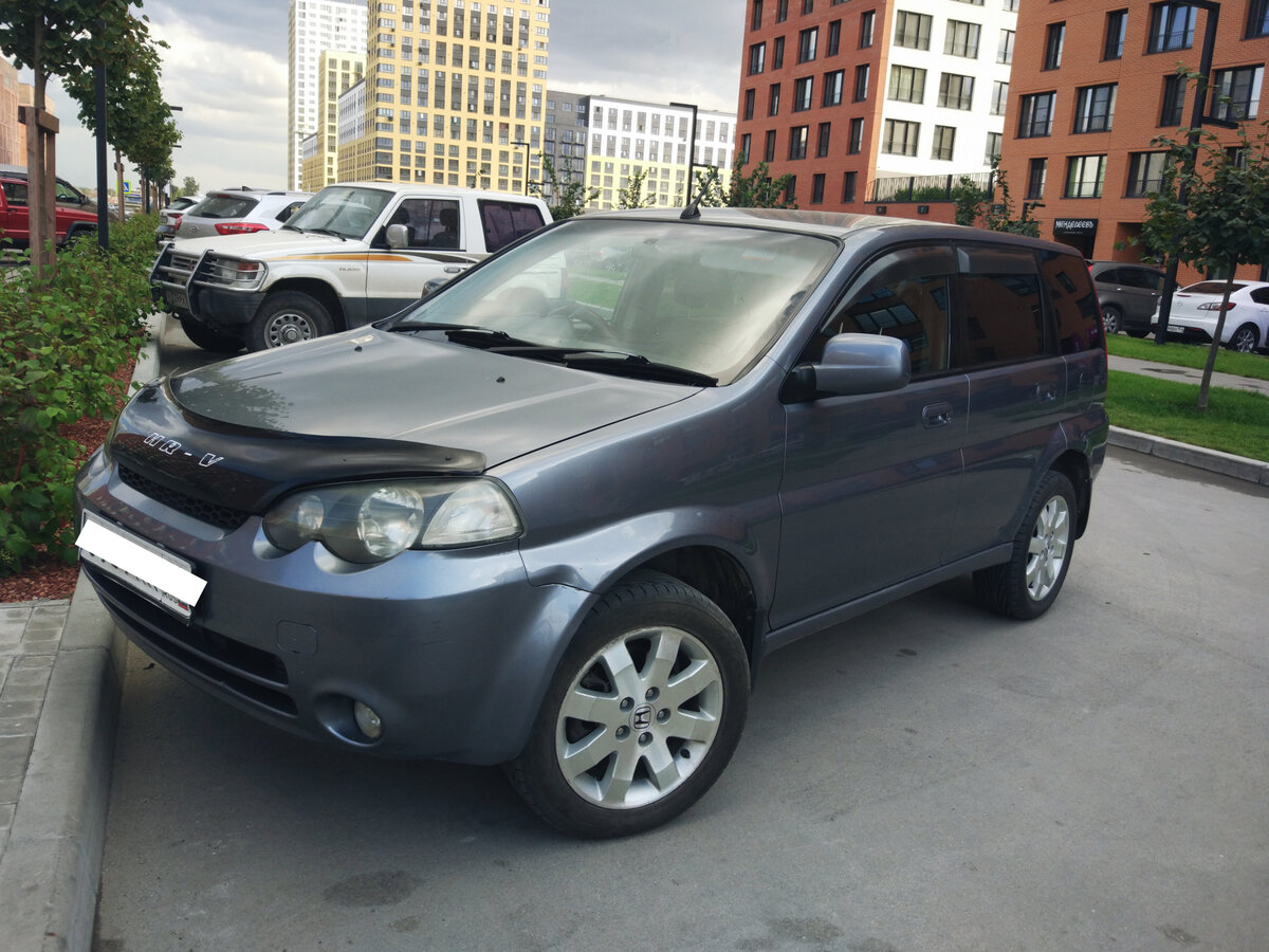 Купить б/у Honda HRV I Рестайлинг 1.6 CVT (124 л.с.) 4WD