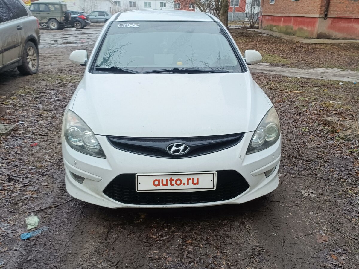 Купить б/у Hyundai i30 I Рестайлинг 1.6 MT (126 л.с.) бензин механика в ...