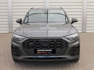 2024 Audi Q5 40 TDI II (FY) Рестайлинг, серый, 5790000 рублей, вид 1