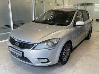 2010 Kia Ceed I Рестайлинг, серебристый, 614000 рублей, вид 1