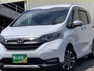 2022 Honda Freed II Рестайлинг, белый, 1550000 рублей, вид 1