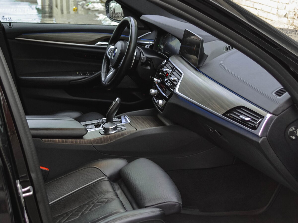 BMW 5ER - фото 15