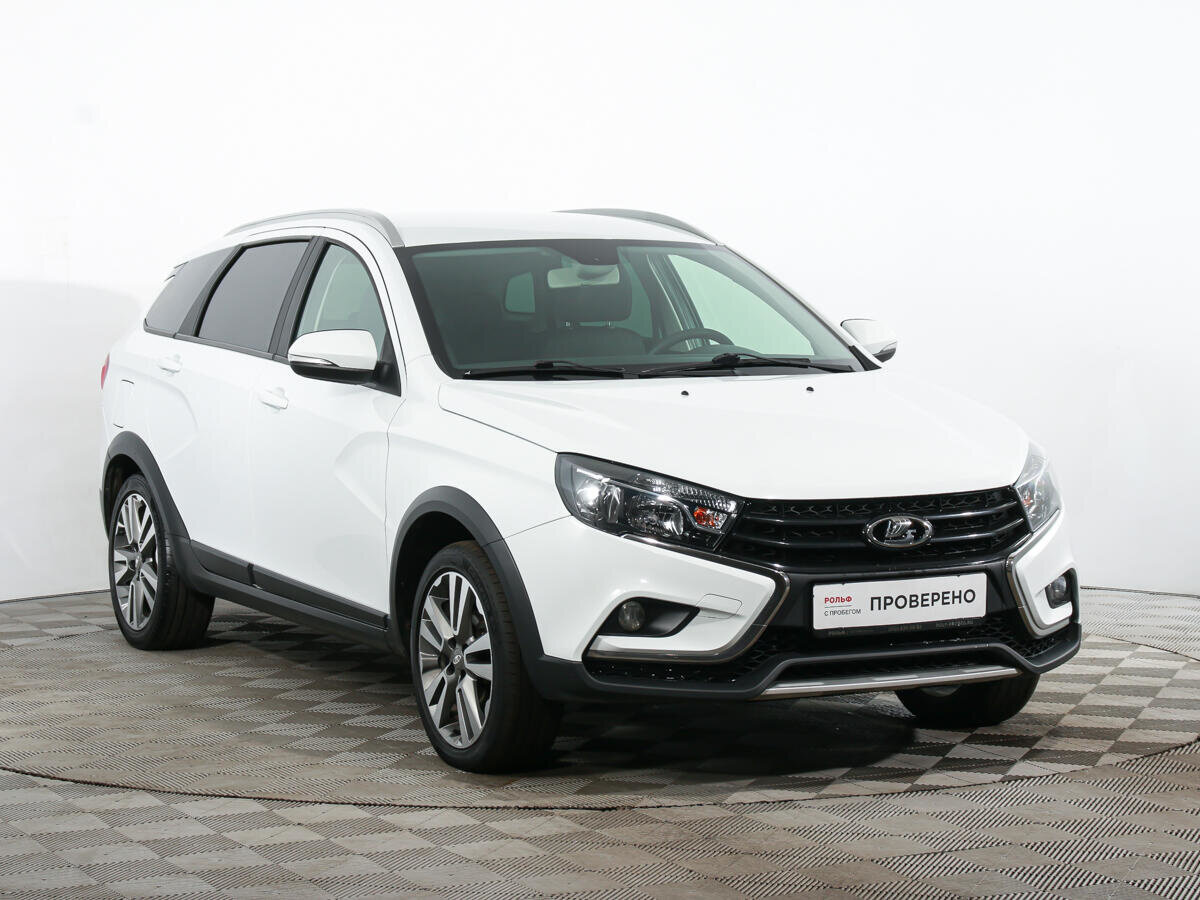 Купить б/у Lada (ВАЗ) Vesta I Cross 1.8 MT (122 л.с.) бензин механика в Волгогра
