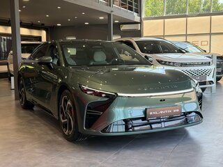 2025 Exeed Exlantix ES, зелёный, 5990000 рублей, вид 1