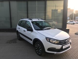 2024 Lada (ВАЗ) Granta Cross I Рестайлинг, белый, 1270000 рублей, вид 1