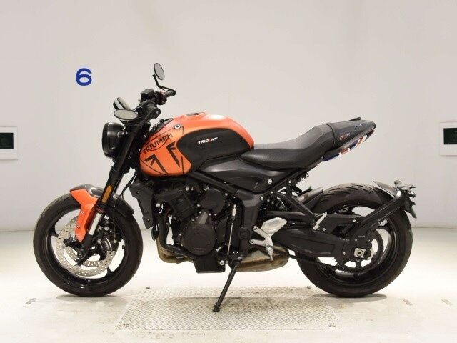 Triumph Trident 660
