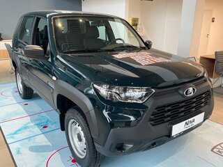 2024 Lada (ВАЗ) Niva I Рестайлинг (Travel), зелёный, 1314000 рублей, вид 1