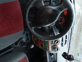 2009 Renault Logan I, красный, 350000 рублей, вид 1