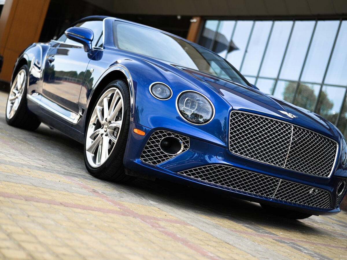 Купить б/у Bentley Continental GT III 4.0 AMT (550 л.с.) 4WD бензин ...