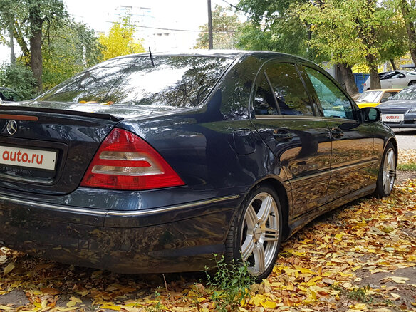 2005 Mercedes-Benz C-Класс 230 II (W203) Рестайлинг, чёрный - вид 4