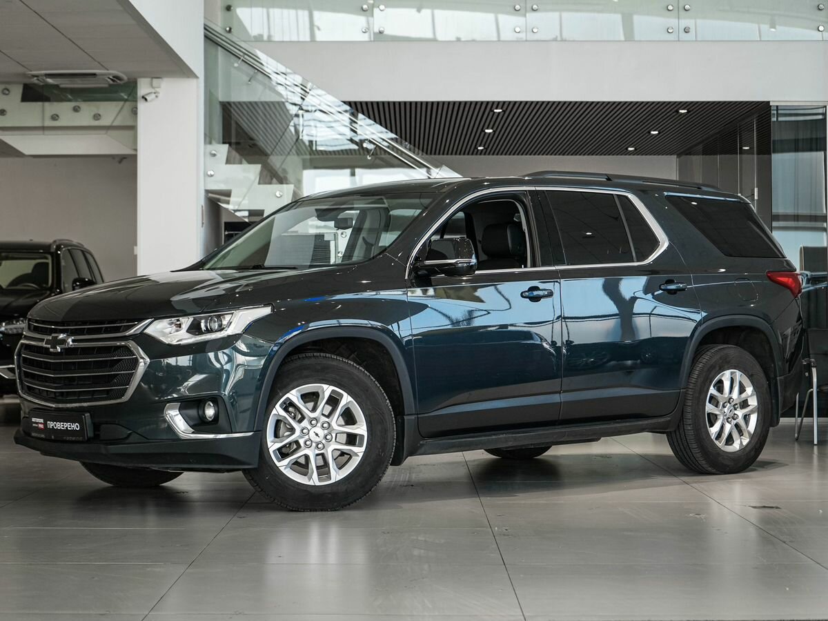Купить б/у Chevrolet Traverse II 3.6 AT (318 л.с.) 4WD бензин автомат в ...
