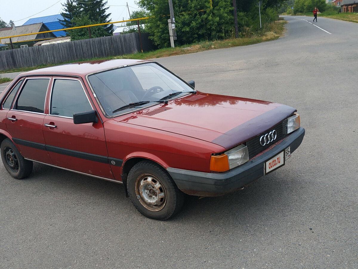 ауди 100 1984 года