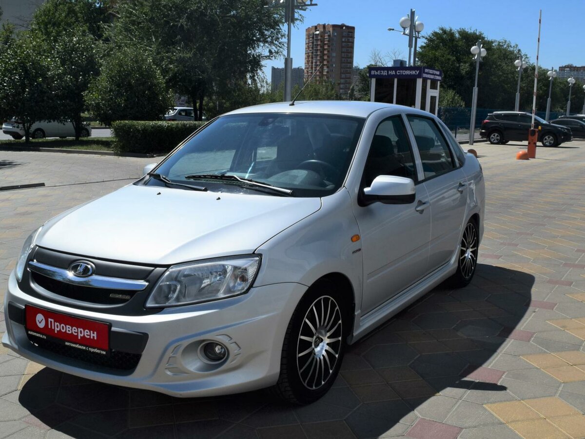 ВАЗ Гранта седан 2014 года