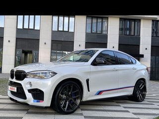 2015 BMW X6 M II (F86), белый, 4400000 рублей, вид 1