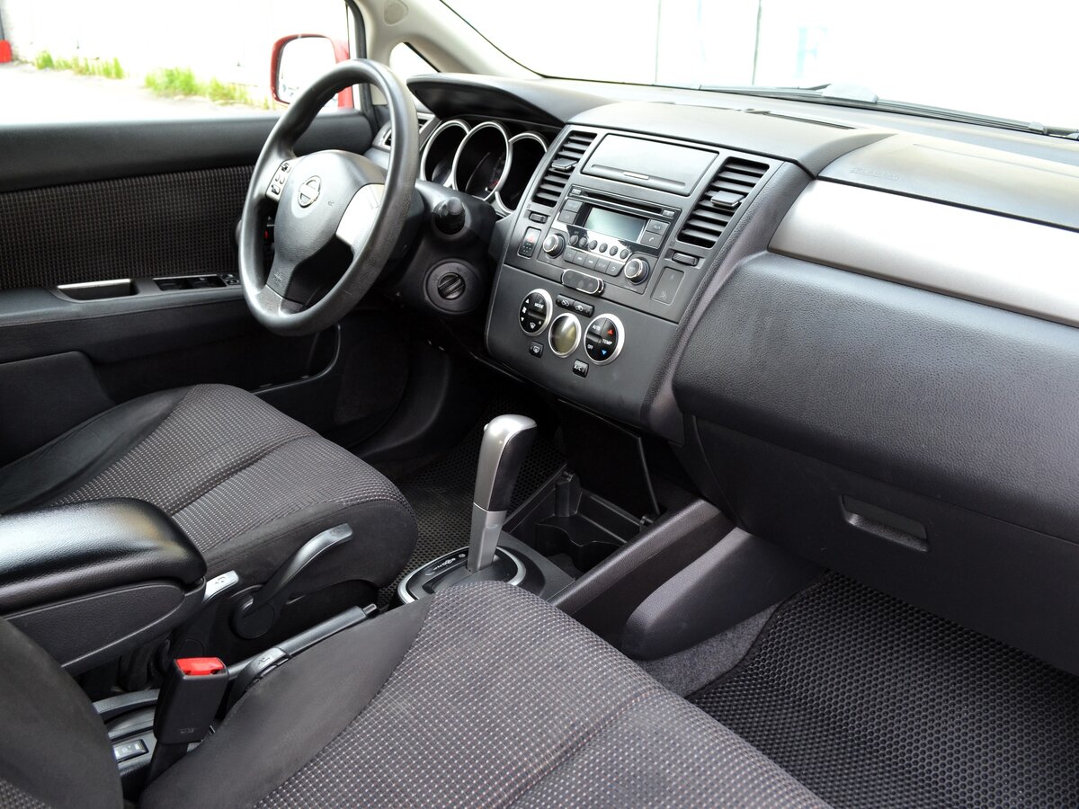 NISSAN TIIDA - фото 7