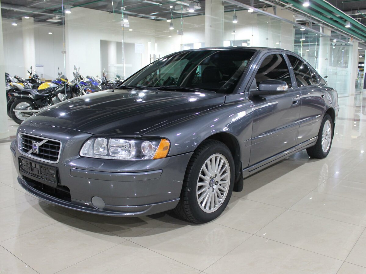 Автомобиль Вольво Volvo с60
