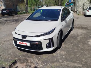 2018 Toyota Prius PHV ZVW52 IV (XW50), белый, 2200000 рублей, вид 1