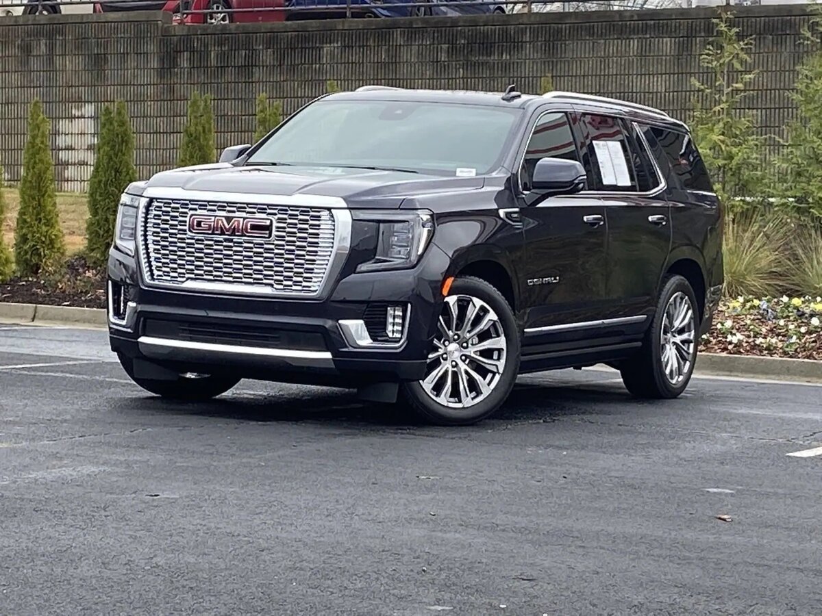 GMC Yukon V