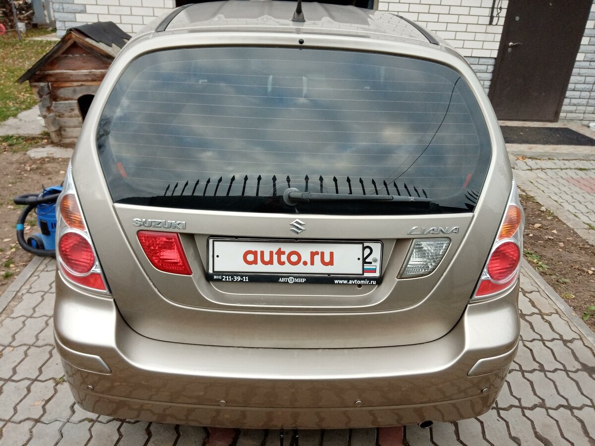 Купить б/у Suzuki Liana I 1.6 AT (103 л.с.) бензин автомат на Бору ...