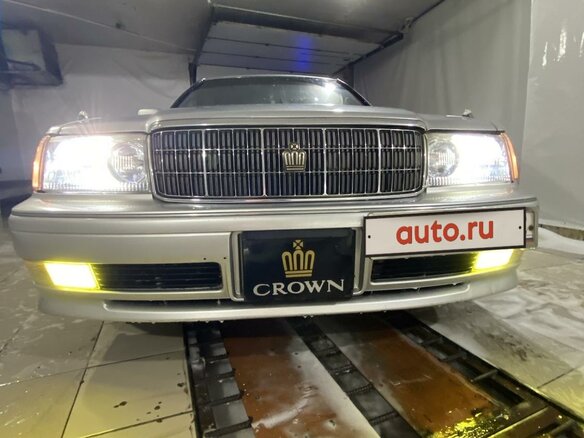 1998 Toyota Crown X (S150), серый, 650000 рублей - вид 5