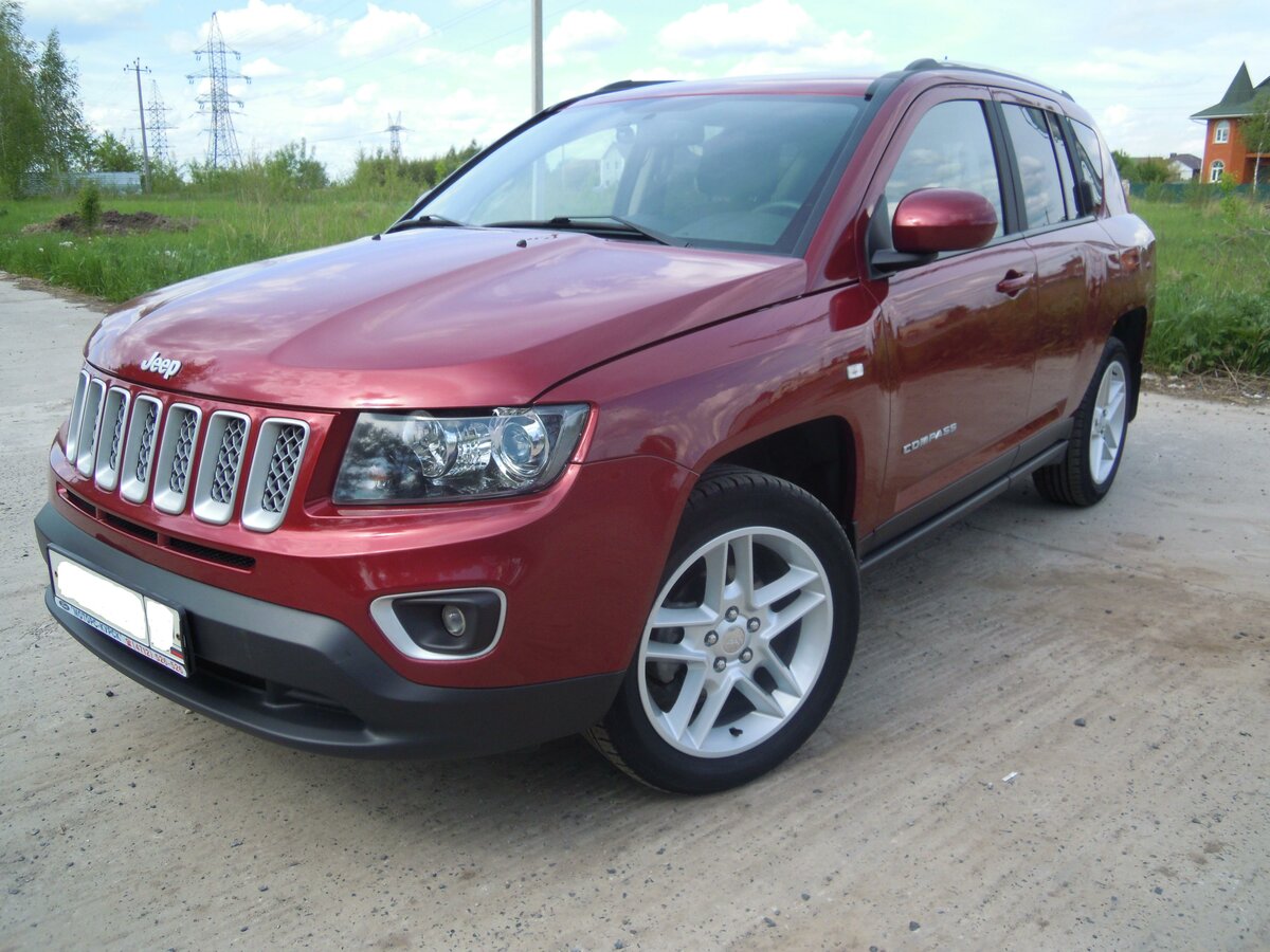 Jeep Compass красный