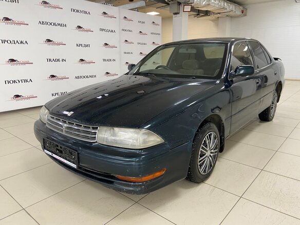 1992 Toyota Camry V30, зелёный - вид 3