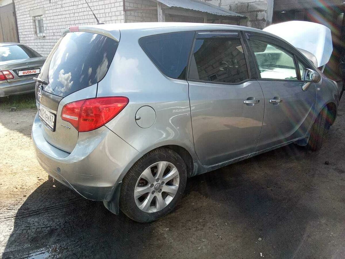 opel meriva 2011