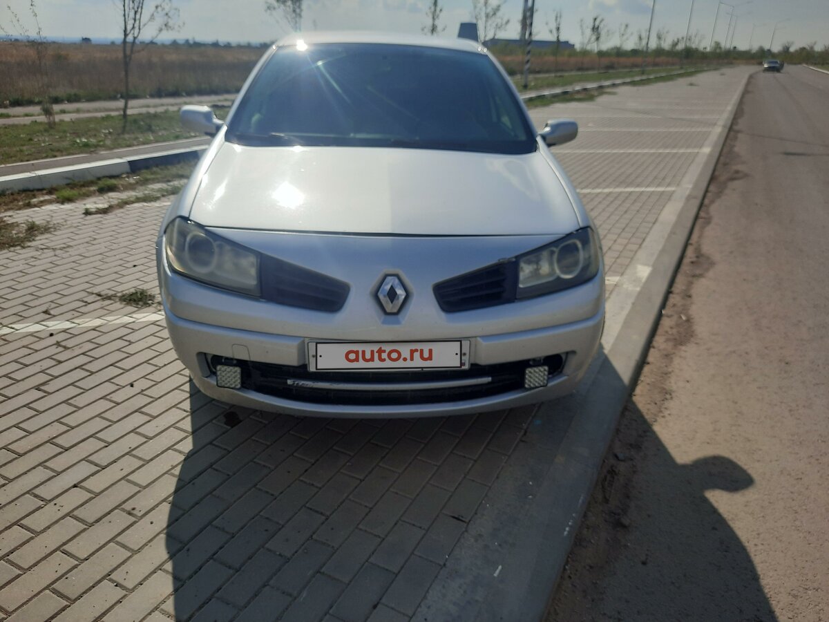 Рено меган серебристый