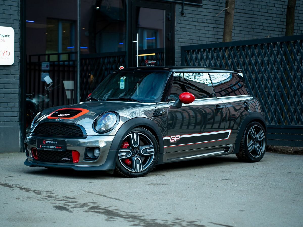 Купить б/у Mini Hatch II (R56) Рестайлинг John Cooper Works GP 1.6 MT ...