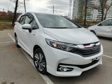 Купить Honda Shuttle белого цвета по ...