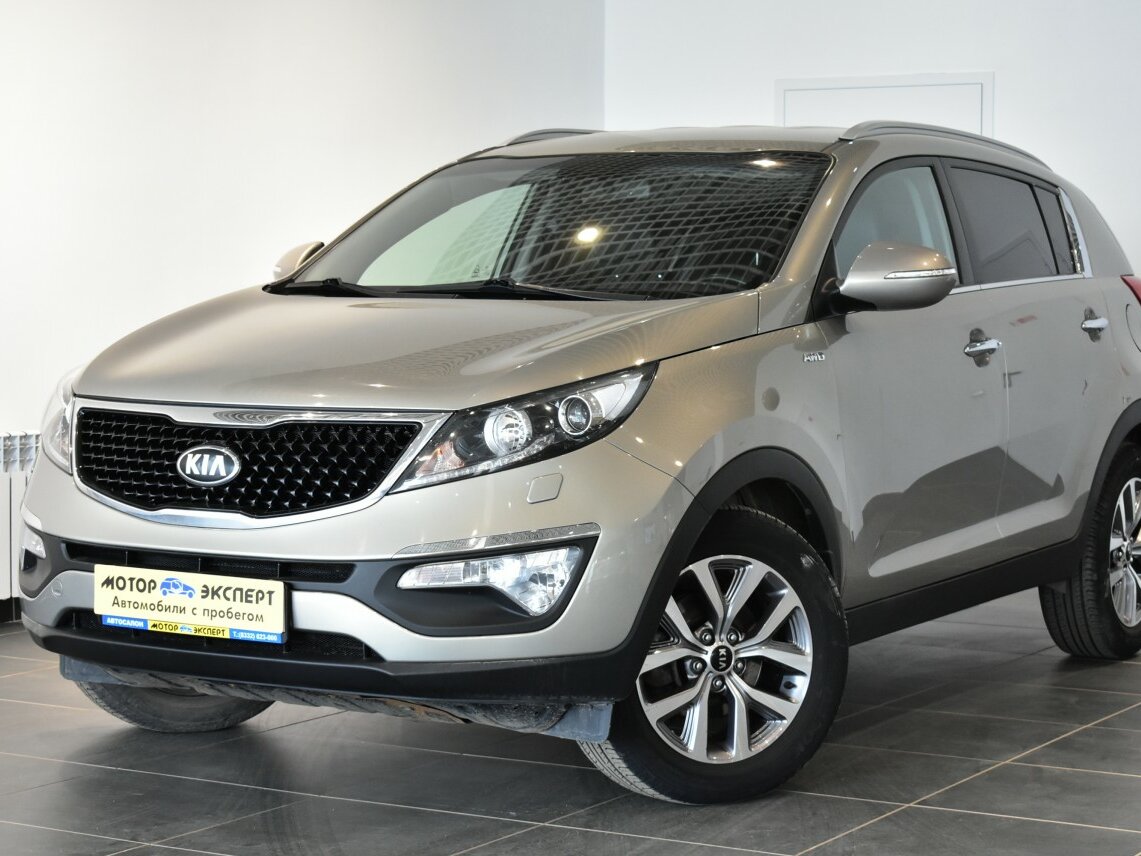 Kia Sportage III Рестайлинг серебристый