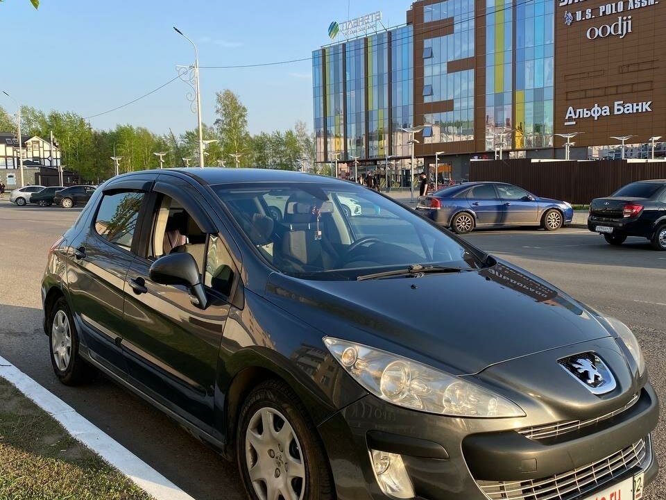 Купить б/у Peugeot 308 I 1.6 AT (120 л.с.) бензин автомат в Уфе: серый ...