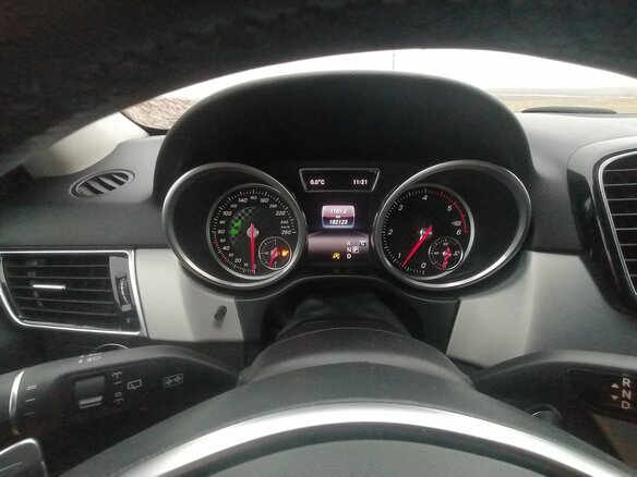 2017 Mercedes-Benz GLE 250 d I (W166), серый, 3500000 рублей - вид 8