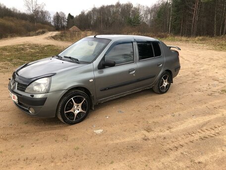   Renault Symbol I  14 MT 75          I   2004    ID  1117252761