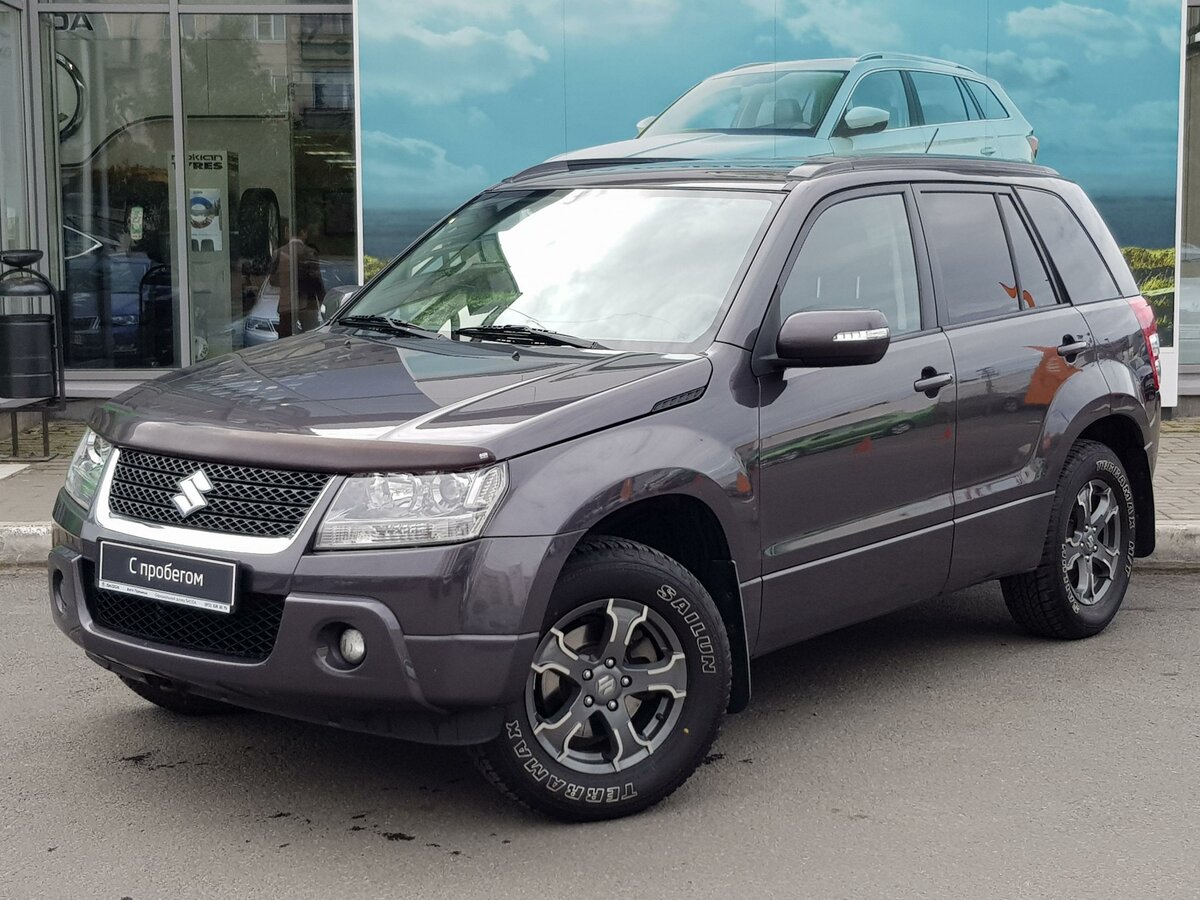 Suzuki Grand Vitara серый