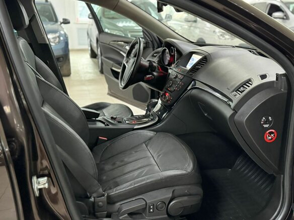 2013 Opel Insignia I, коричневый, 745000 рублей - вид 15